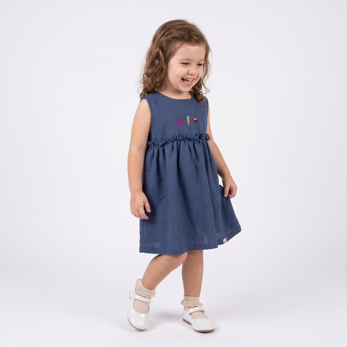 Vestido Azul em Linho com Legumes Bordados Keko